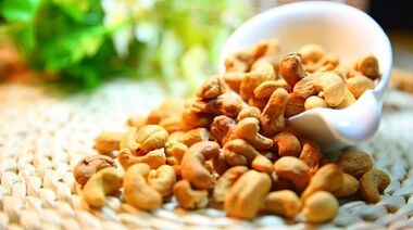 The cashew nut to improve the potential of men