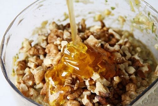 Walnut with honey will help to normalize erection quickly